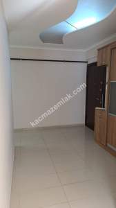 Aydın Fatih Mah 3+1 Site İçerisinde Ara Kat Kiralık 27