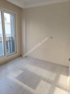Aydın Meşrutiyet Mah 2+1 Ara Kat Kiralık 2