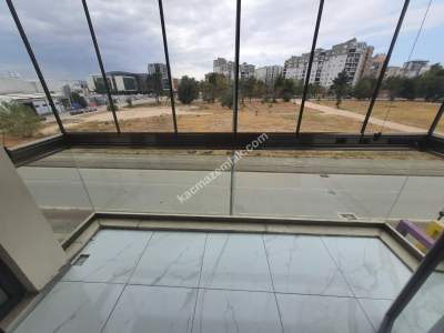 Nilüfer 29 Ekim Mah Kiralık Site İçi 3+1 Daire 30