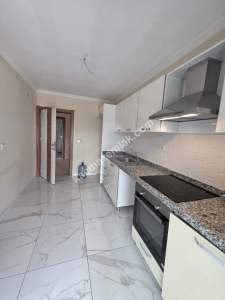 Nilüfer 29 Ekim Mah Kiralık Site İçi 3+1 Daire 32