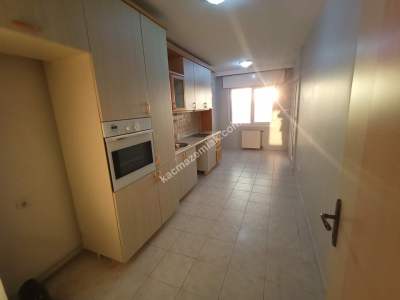 Osmangazi Cumhuriyet Mah Yasemin Park Kiralık 3+1 Daire 4