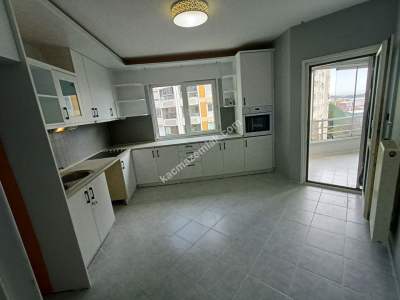 Osmangazi Cumhuriyet Mah Yasemin Park Kiralık 3+1 Daire 3