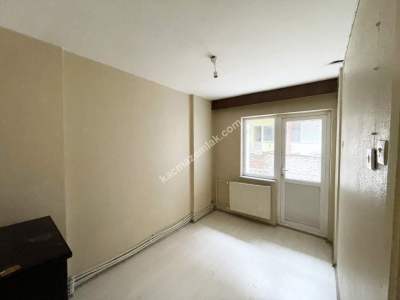 Osmangazi Hocahasan Mah. Merkezde Kiralık 2+1 Daire 19