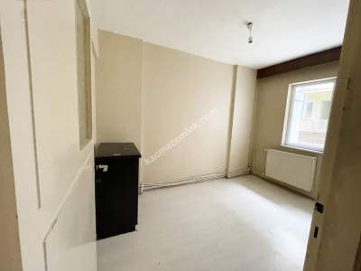 Osmangazi Hocahasan Mah. Merkezde Kiralık 2+1 Daire 18