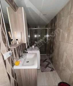 Çanakkale Biga'da Çarşı İçinde 1+1 Eşyalı Kiralık Dair 7