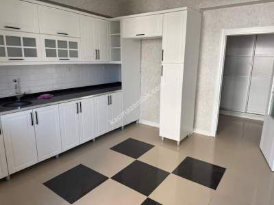 Diyarbakır 75 Caddeye Yürüme Mesafesi 3+1 Kiralık Daire