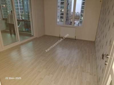 Diyarbakır Yenişehirde Site İçi 3+1 Kiralık Daire 1