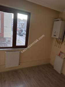 Güllük Mahallesi Espark Yakını Kiralık 1+1 2