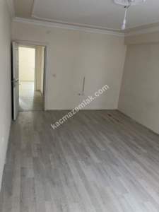 Kumlubel Mahallesi Garajlı Ve Bahçeli Kiralık 2+1 7