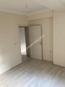 Kumlubel Mahallesi Garajlı Ve Bahçeli Kiralık 2+1 12