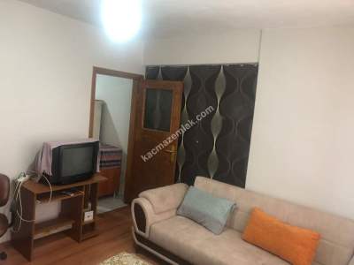 Kaçmazdan Yenibağlarda 1+1 Kiralık Daire 1