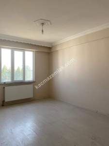 Iğdır Merkez Yürüyüş Yolunda 3+1 Kiralık Daire 11