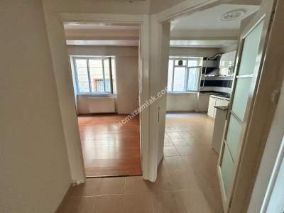 Esatpaşa 1.Kat 2+1 90M2 Ana Cad. Yakın Kullanışlı Daire 18