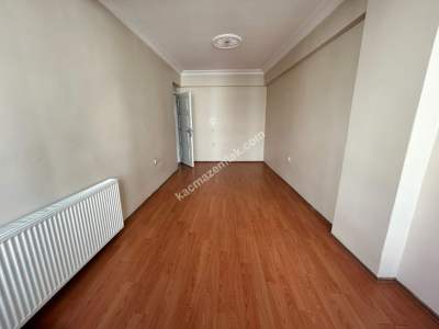 Esatpaşa 1.Kat 2+1 90M2 Ana Cad. Yakın Kullanışlı Daire 12