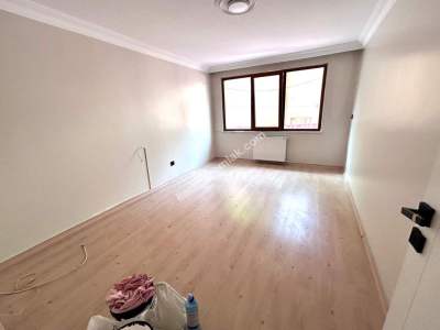 Ataşehir Esatpaşa Mh Site İçinde 1+1 Kiralık Daire 4