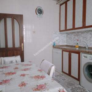 Bayrampaşa, Kartaltepe Mah. Ferah Geniş Kiralık Daire 6