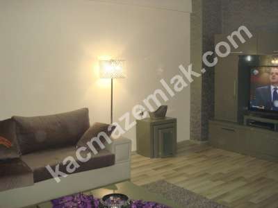 Kaçmaz Emlaktan Dikilitaşta Bakımlı 2+1 Kiralık Daire 2