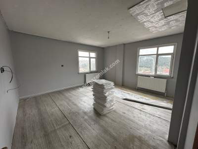 Beykoz Yenimahallede Kiralık 2+1 Daire 8