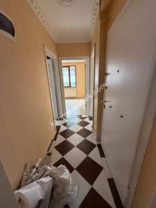 Bağlarbaşı Caddesine 100M 1+1 70 M2 1. Kat Balkonlu 13