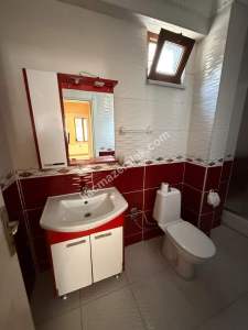 Bağlarbaşı Caddesine 100M 1+1 70 M2 1. Kat Balkonlu 11