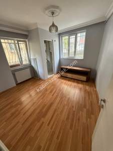 Karlıtepe Mah'da 2+1 75 M2 Kot1 Balkonlu Kiralık 2