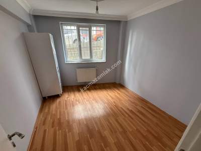 Karlıtepe Mah'da 2+1 75 M2 Kot1 Balkonlu Kiralık 7