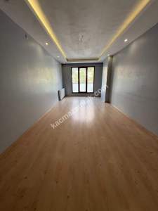 Çilekli Cami Çevresine 2+1 105 M2 2. Kat Asansörlü 2