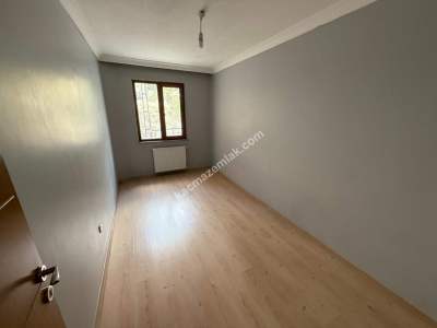Çilekli Cami Çevresine 2+1 105 M2 2. Kat Asansörlü 12