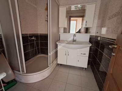 Güngören İnönü Caddesinde Acil Kiralık 3+1 Daire 19