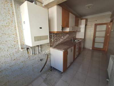 Güngören Akıncılarda Acil Satılık Kiralık 3+1 Daire 3