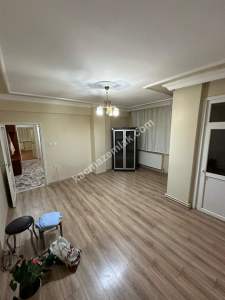 Güngören Merter Sokakta Acil Kiralık 2+1 Daire 22