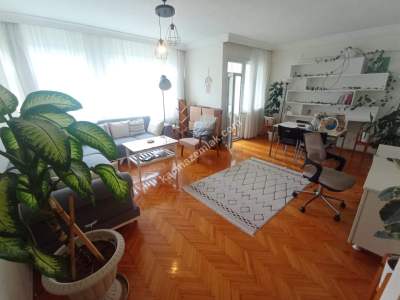 Caferağa Dr Esat Işık Cad Ön Cephe 3 Balkonlu 3+1 9