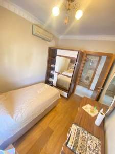 Kadıköy Merdivenköy'de Eşyalı 3+1 Daire 13