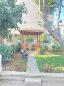 Kadıköy Merdivenköy'de Eşyalı 3+1 Daire 33