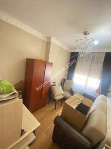 Kadıköy Merdivenköy'de Eşyalı 3+1 Daire 23