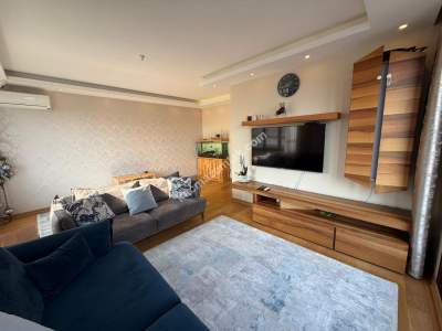 Merdivenköy Günaydın Sokakta, Yeni Binada, 3+1 Kiralık 1