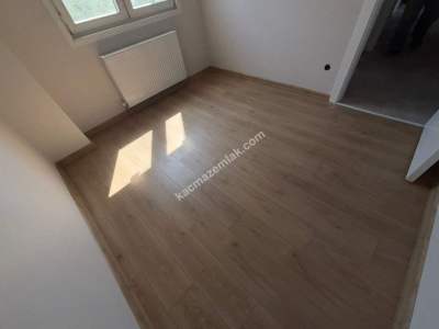 Kartal Yunus Tren İstasyonu Civarı Yeni Bina Katta 2+1 14