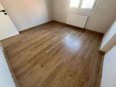 Kartal Yunus Tren İstasyonu Civarı Yeni Bina Katta 2+1 5