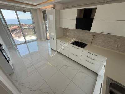 Adatepe Sahilde Kiralık Panoramik Deniz Manz. Geniş 3+1 13