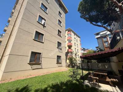 Maltepe'nin Altayçeşme'de Yeni Binada Kiralık 2+1 Dai 23