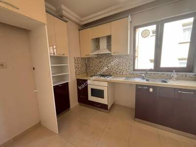 Maltepe'nin Altayçeşme'de Yeni Binada Kiralık 2+1 Dai 9