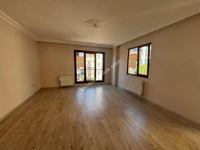 Maltepe'nin Altayçeşme'de Yeni Binada Kiralık 2+1 Dai 3