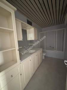 Maltepe Altayçeşme'de Site İçinde Çok Geniş Kiralık 3+ 17