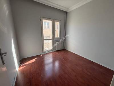 Maltepe Altayçeşme'de Site İçinde Çok Geniş Kiralık 3+ 8