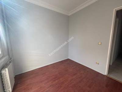 Maltepe Altayçeşme'de Site İçinde Çok Geniş Kiralık 3+ 7