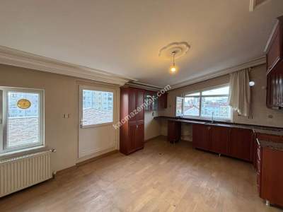 Maltepe Altayçeşme'de Çok Büyük Teraslı Kiralık 2+1 Da 4