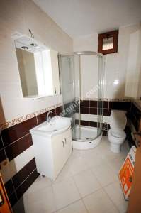 Altıntepede Minibüse 1 Dk Ayrı Mutfaklı Bahçeli 2+1 19