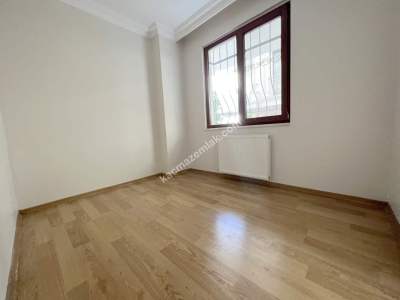 Altıntepede Minibüse 1 Dk Ayrı Mutfaklı Bahçeli 2+1 9