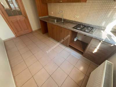 Altıntepede 12 Yıllık Binada Geniş M2Li Katta 3+1 6