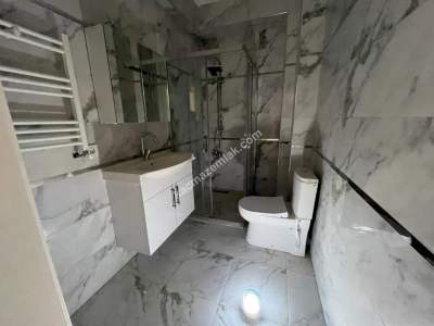 Altıntepe De Ayrı Mutfaklı Katta Sıfır Geniş 1+1 18